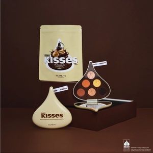 Glamlite x Hershey Kiss Milk Chocolate with Almonds Palette